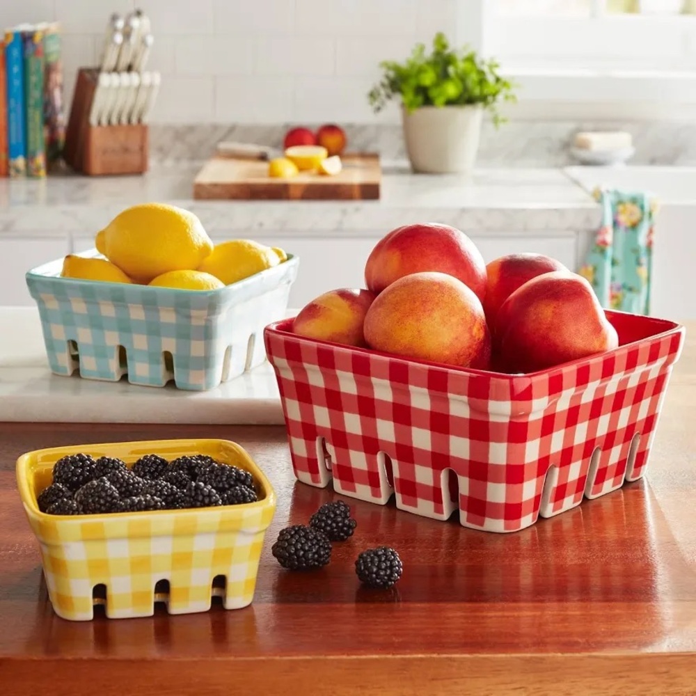 The Pioneer Woman Gingham 3 piece Ceramic Baskets last one left
